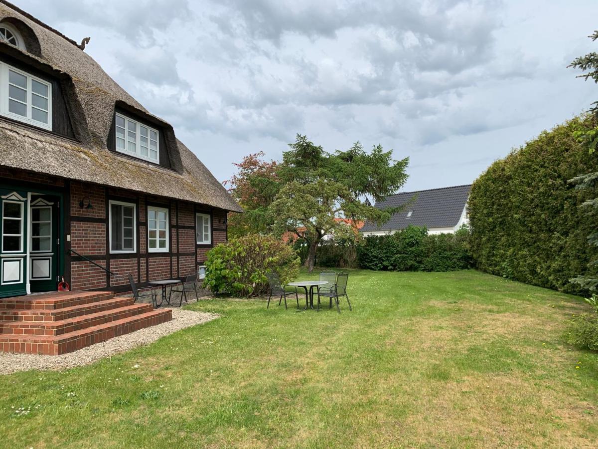 Reet Und Meer Beckerwitz Hohenkirchen  エクステリア 写真